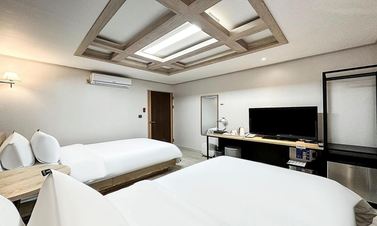 Gumi Time Hotel Kültér fotó
