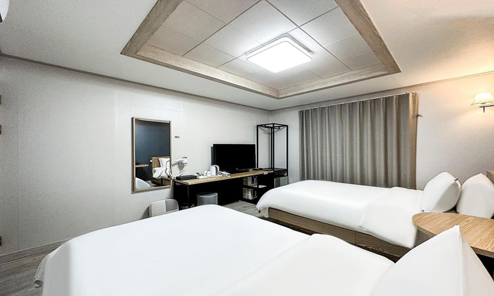 Gumi Time Hotel Kültér fotó