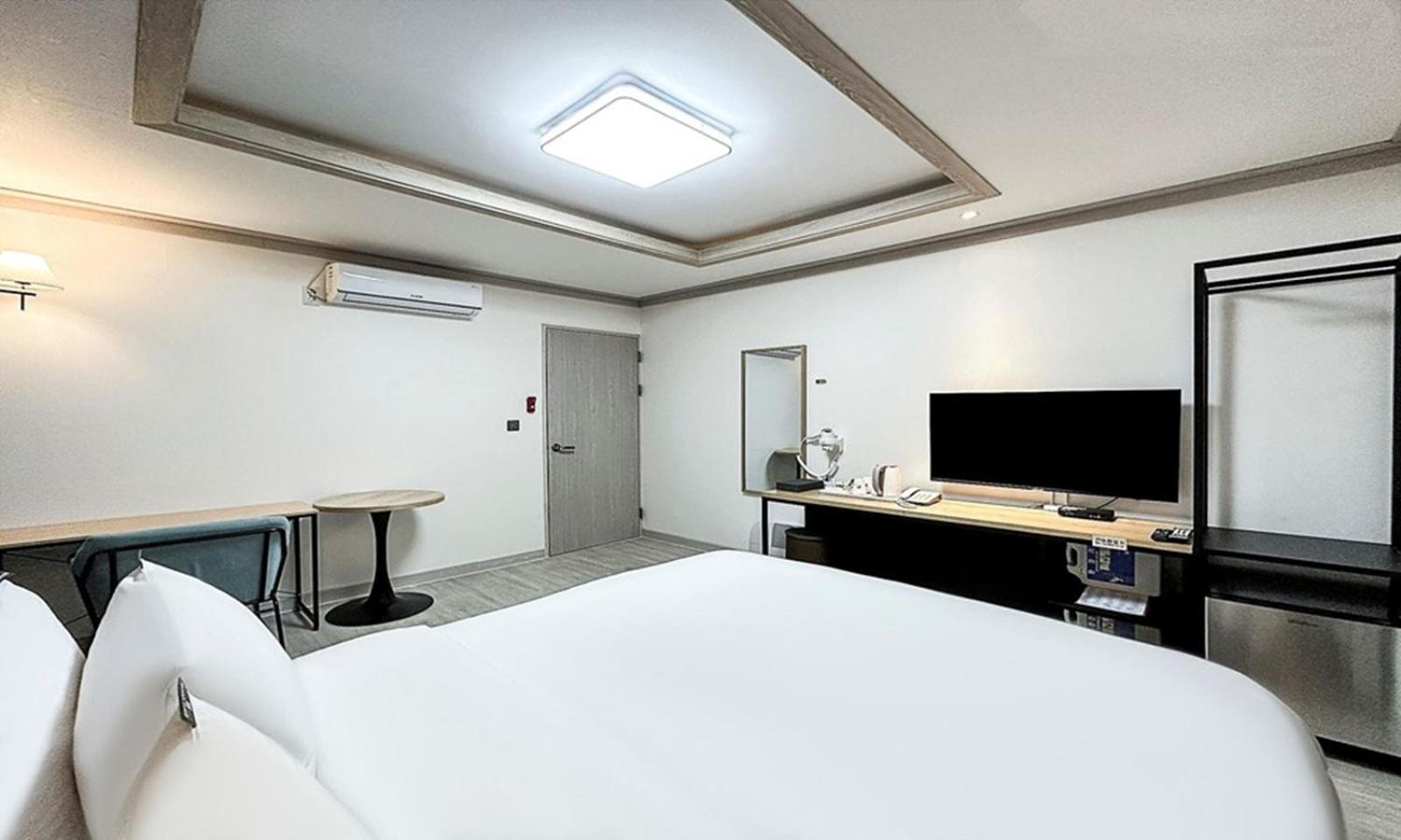 Gumi Time Hotel Kültér fotó
