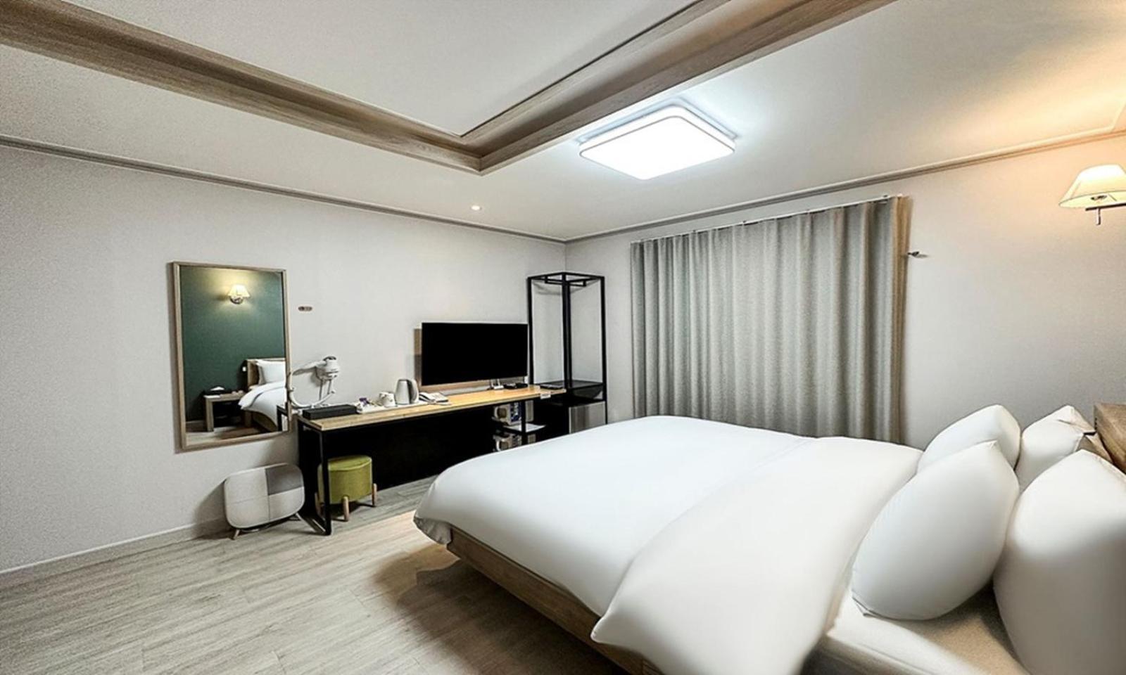 Gumi Time Hotel Kültér fotó